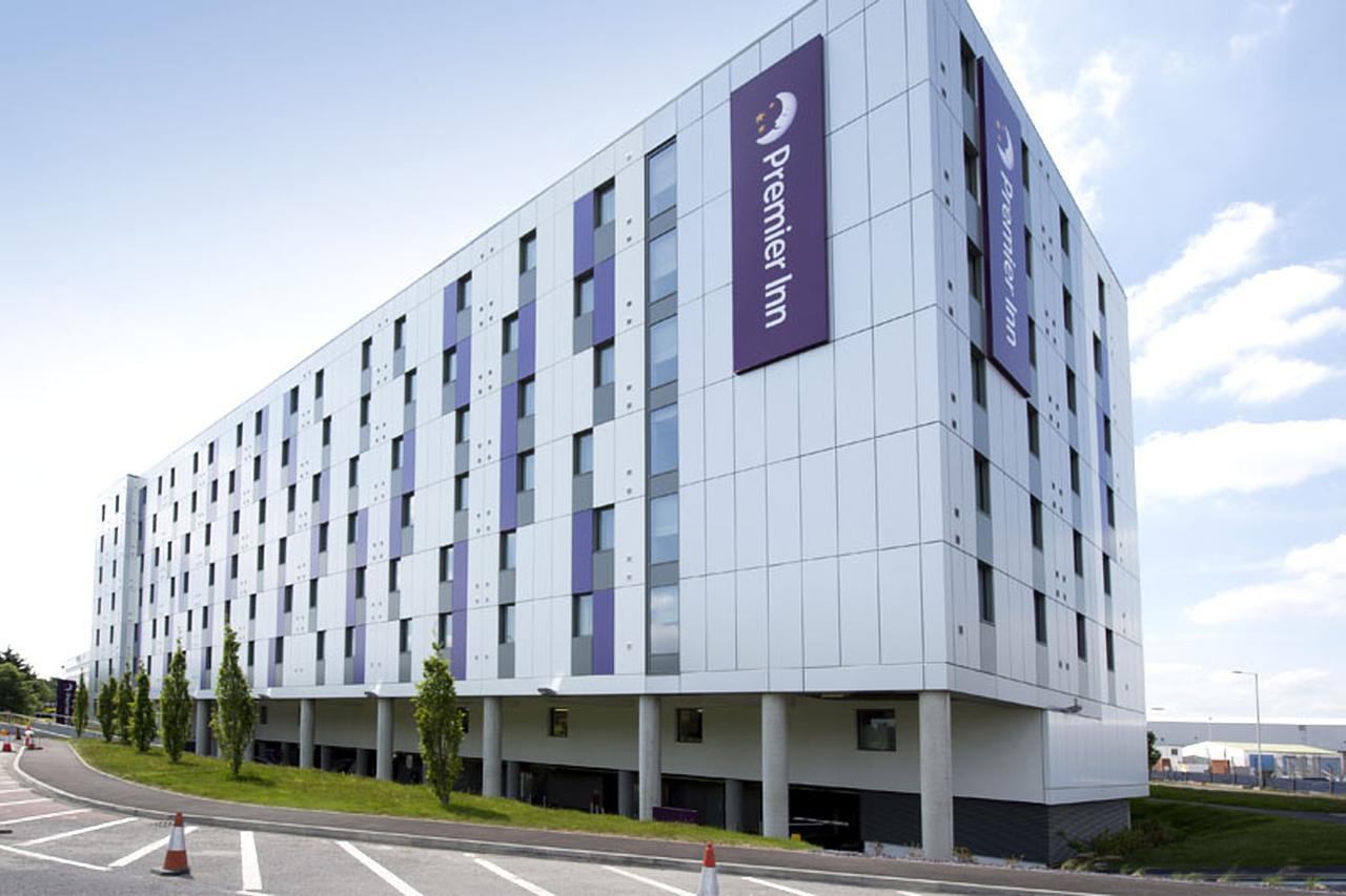 Premier Inn Heathrow Airport Terminal 4 Hillingdon Exterior foto