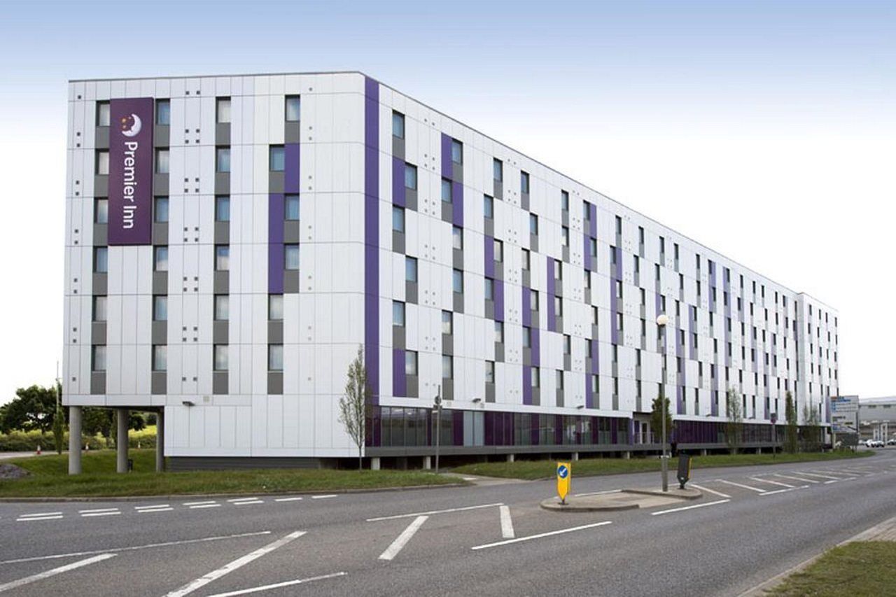 Premier Inn Heathrow Airport Terminal 4 Hillingdon Exterior foto